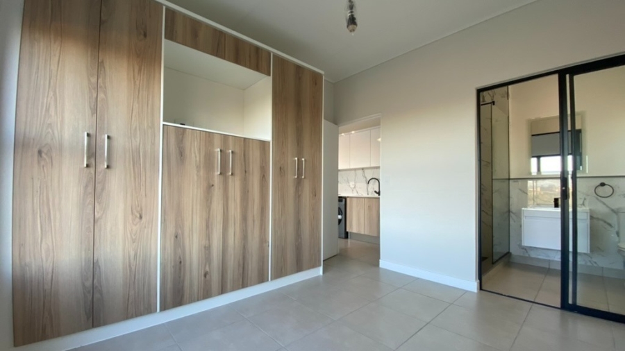 To Let 1 Bedroom Property for Rent in Sandown Western Cape